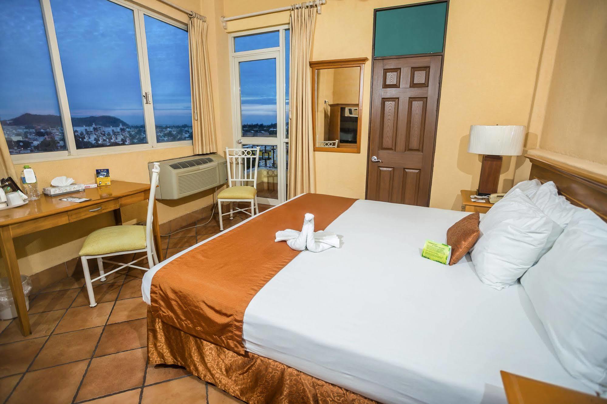Best Western Posada Freeman Mazatlan Luaran gambar
